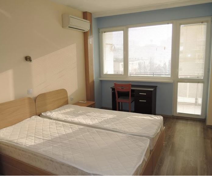 Дава се под наем Тристаен апартамент в София, Гео Милев - 105 кв.м за 438.6 € - Снимка #3