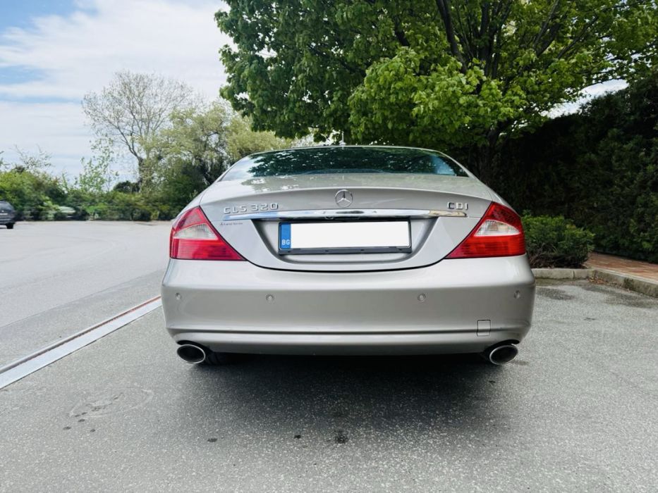 Mercedes CLS 320 - един от малкото, които си струват