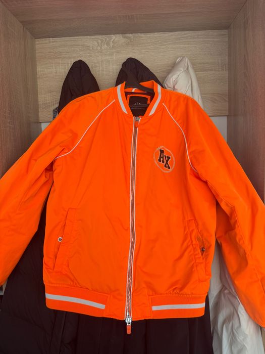 Armani exchange бомбер
