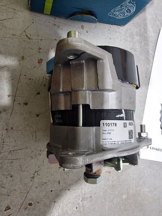 Alternator tractor Ford 4000. 12v original preț 650 lei tva inclus se