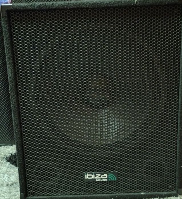 Vând subwoofer ibiza