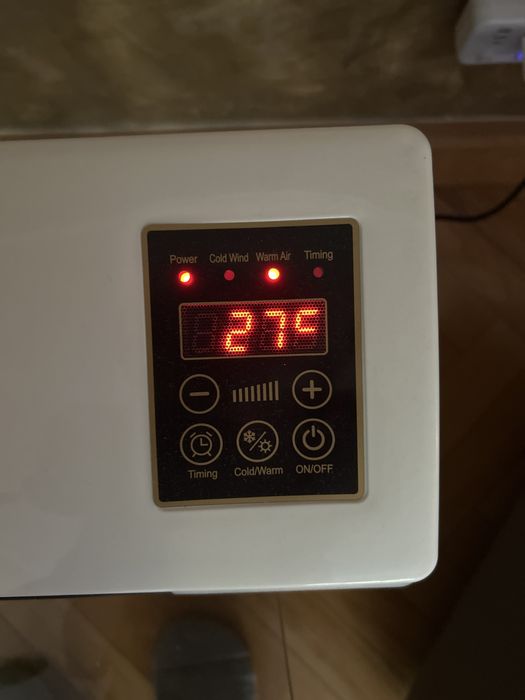 Vand ventilator de perete