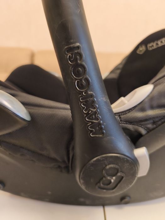 Продавам немско кошче за бебе