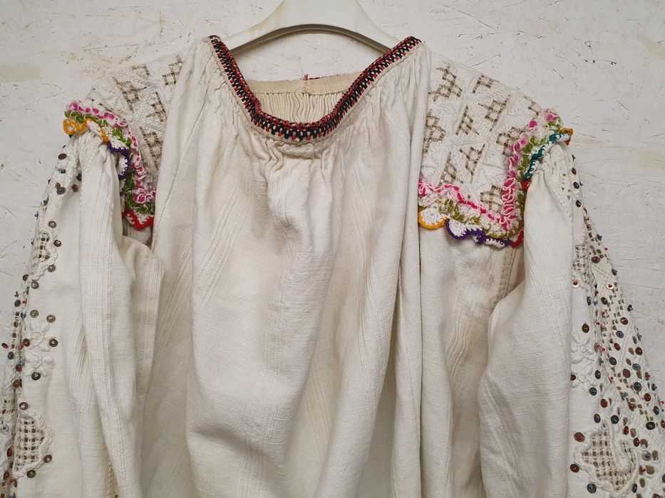 Spacel traditional de Arad/Crisana/Sicula model deosebit