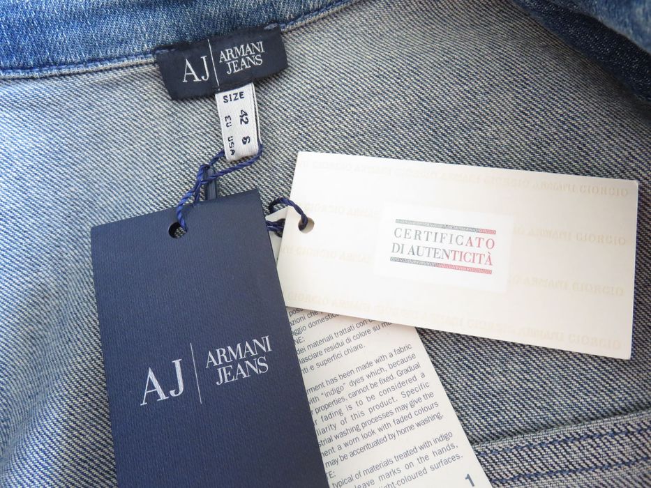 Късо дънково елече Armani Jeans, S - M, ново