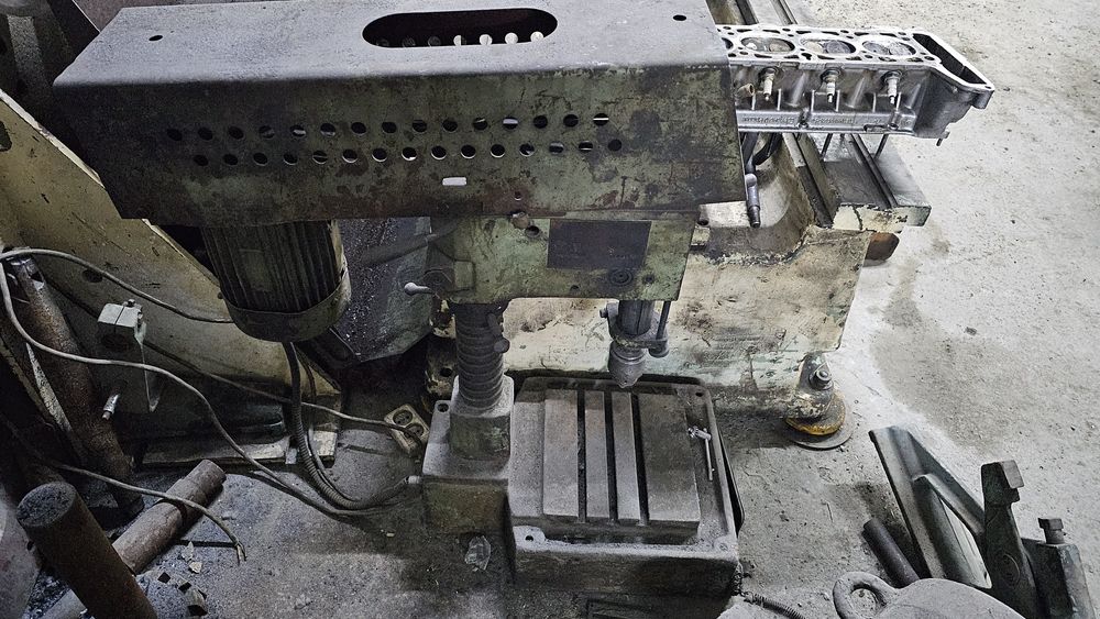 Сверлильный станок