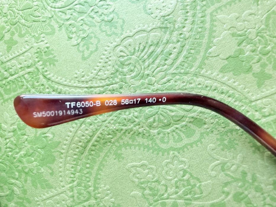 Rame de ochelari de damă Tom Ford – Originale, Noi