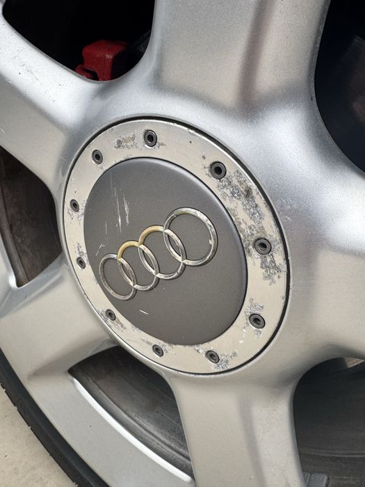 De vanzare janta r17 audi.