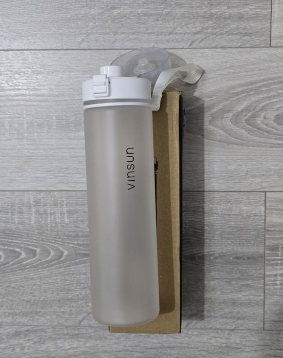 Sticlă sport apă 1L – Tritan BPA-Free, etanșă, ușoară