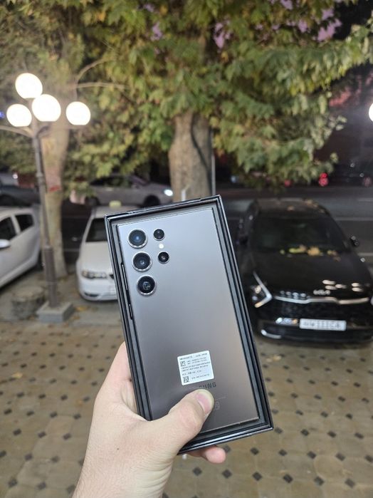 Samsung S24 ultira 12_256gb dok bar. Imei otken.