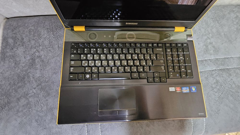 Ноутбук Samsung NP700G7A