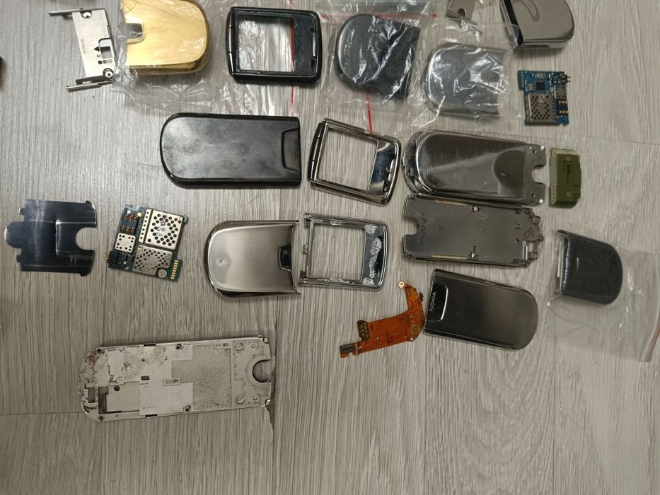 Nokia 8600 Nokia 8800 запчасти Акссесуары