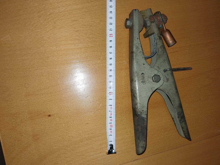 Професионална щипка за маса за електрожен