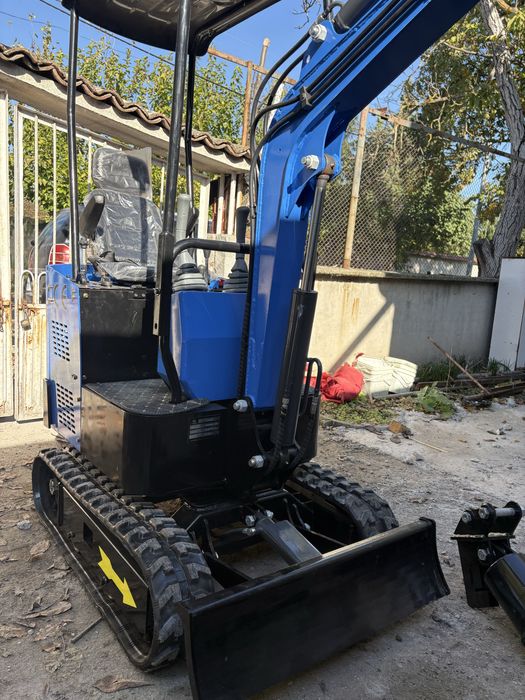 Мини багер 1тон ,,ЧИСТО НОВ" директно от продавача