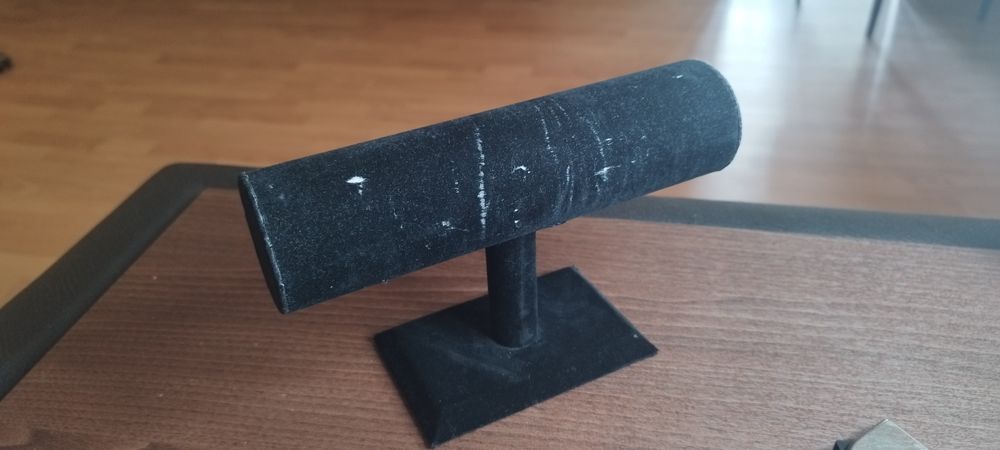 Стойка для сережек