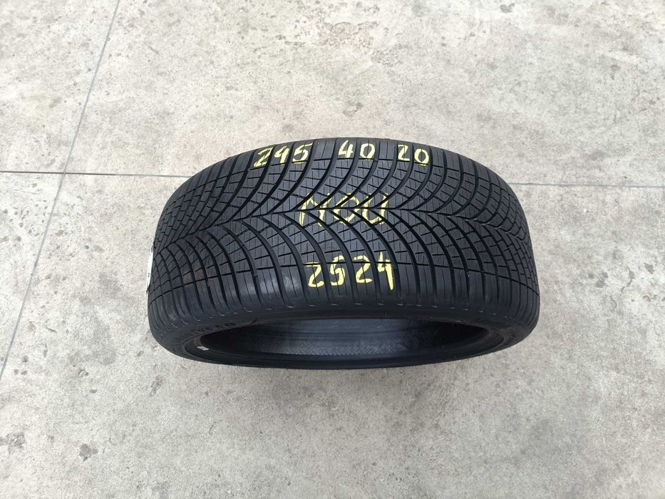 O anvelopa noua 245 40 20 goodyear vector 4 season dot 2524