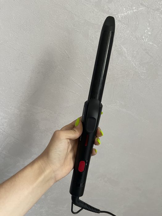 Плойка Rowenta x Karl Lagerfeld CF321LF0