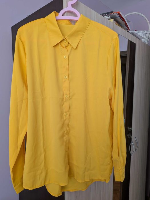 Жълта риза, полиестер