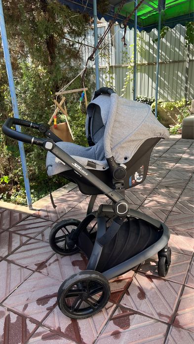 Коляска детская 0+автокресло