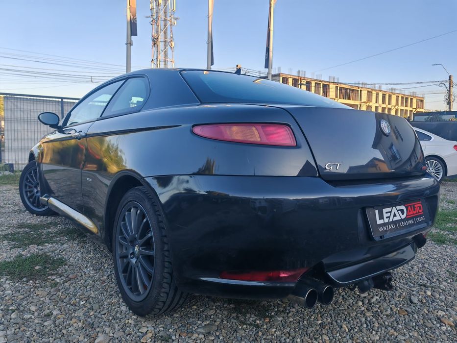 Alfa Romeo GT 2.0 JTS