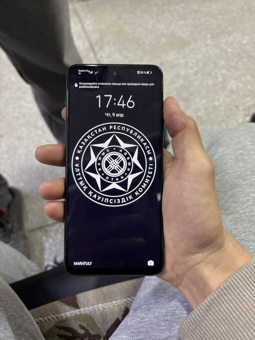 Продам телефон Huawei