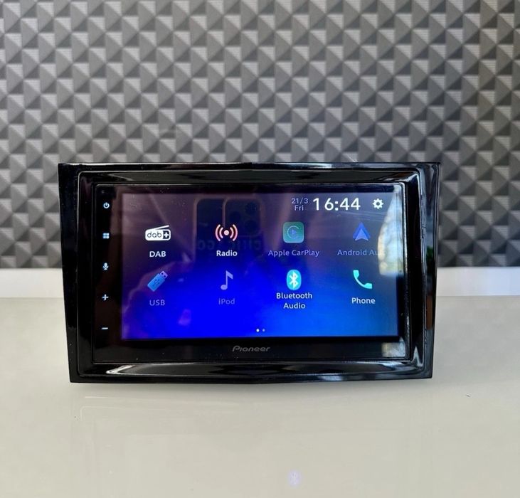 Продавам Pioneer sph-da160dab