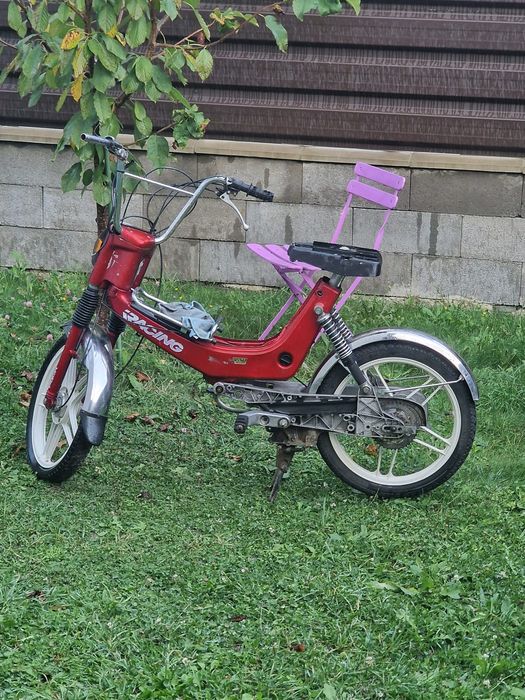 Moped puch hero.