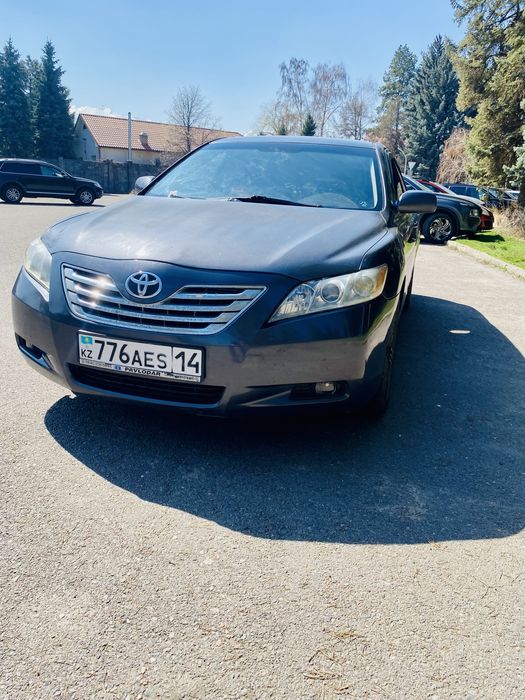 Тойота камри 40………