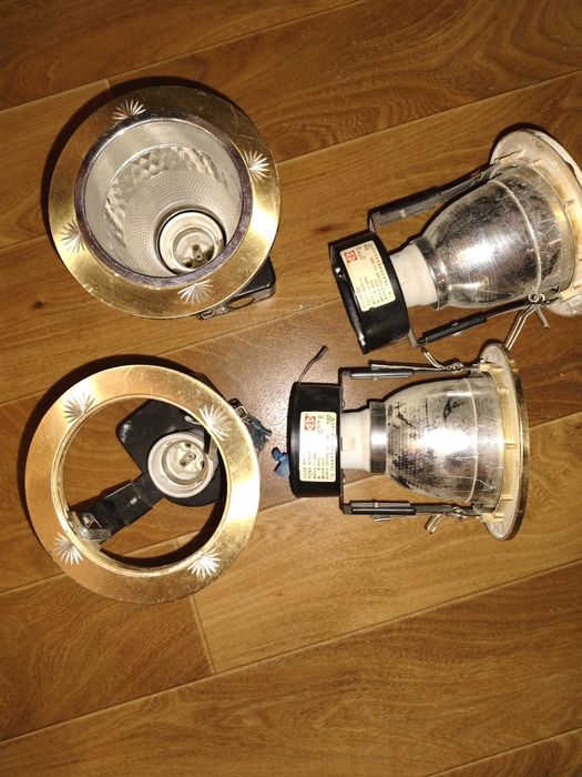 Светильники потолочные