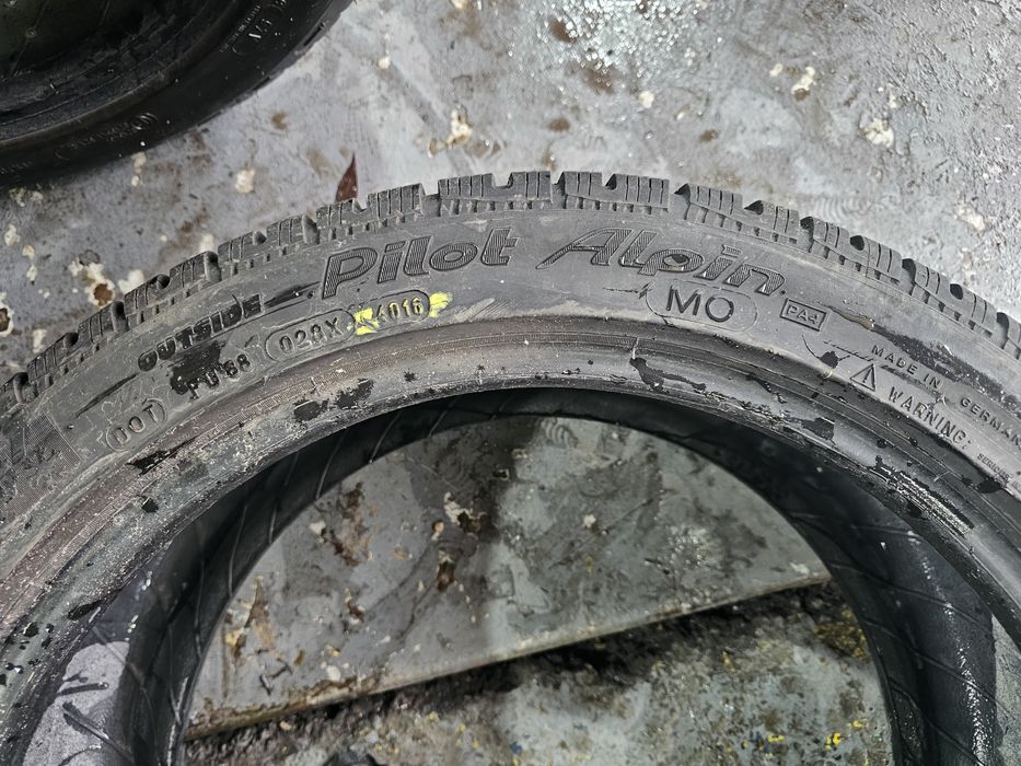 245 40 18 m+s michelin
