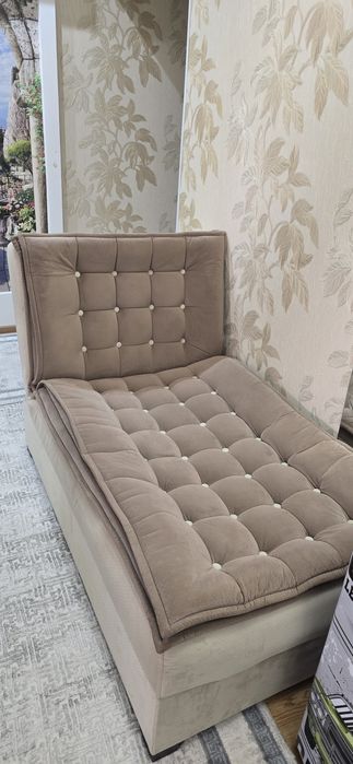 Prodaetsya divan krovat