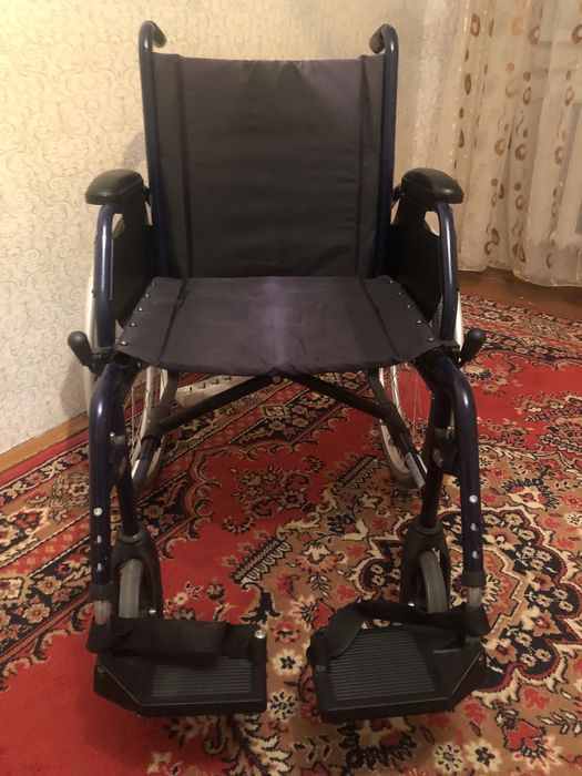 Коляска инвалидная