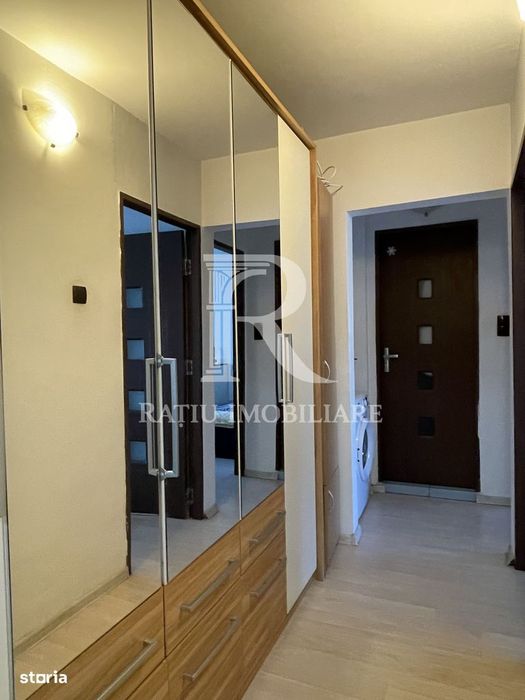 Apartament cu 3 camere | Echipe de muncitori | Rogerius | Oradea