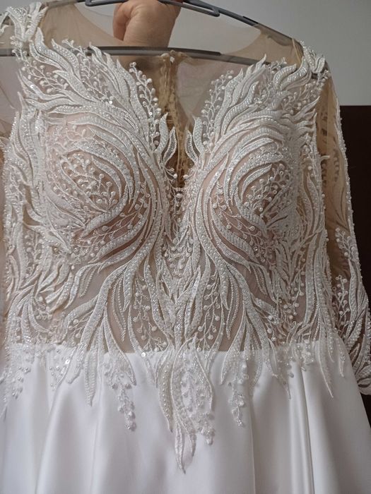 Rochie mireasa din tafta si dantela