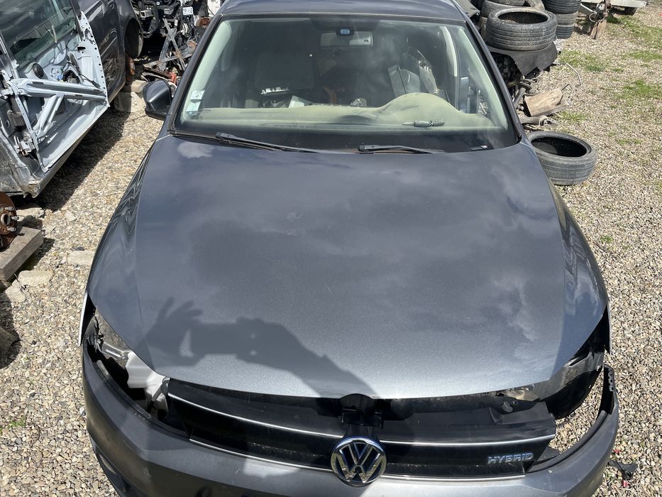 Capota aripa bara fata grila portpagaj volkswagen jetta 2011-2018