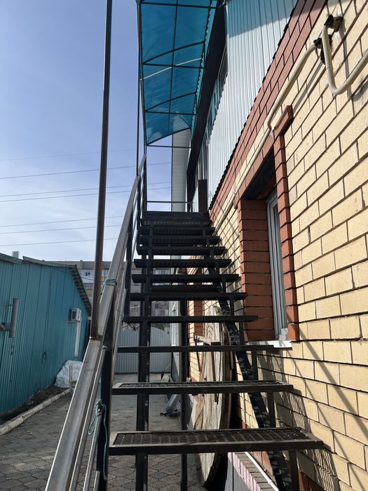 Продам дом район КСК