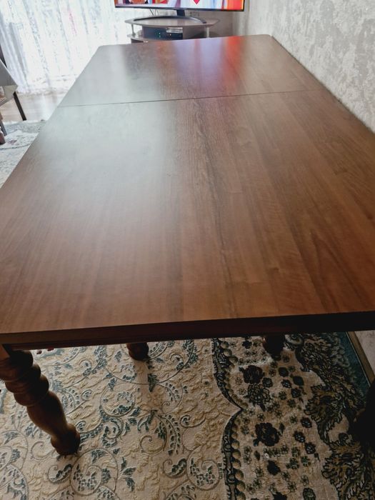 Продам стол гостевой