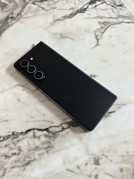 Продам Samsung Fold 5 1TB