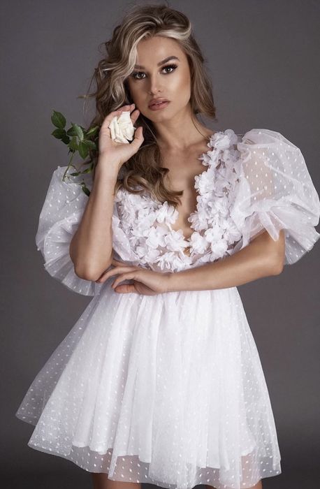 Кокетна бяла ракля от Replica moda