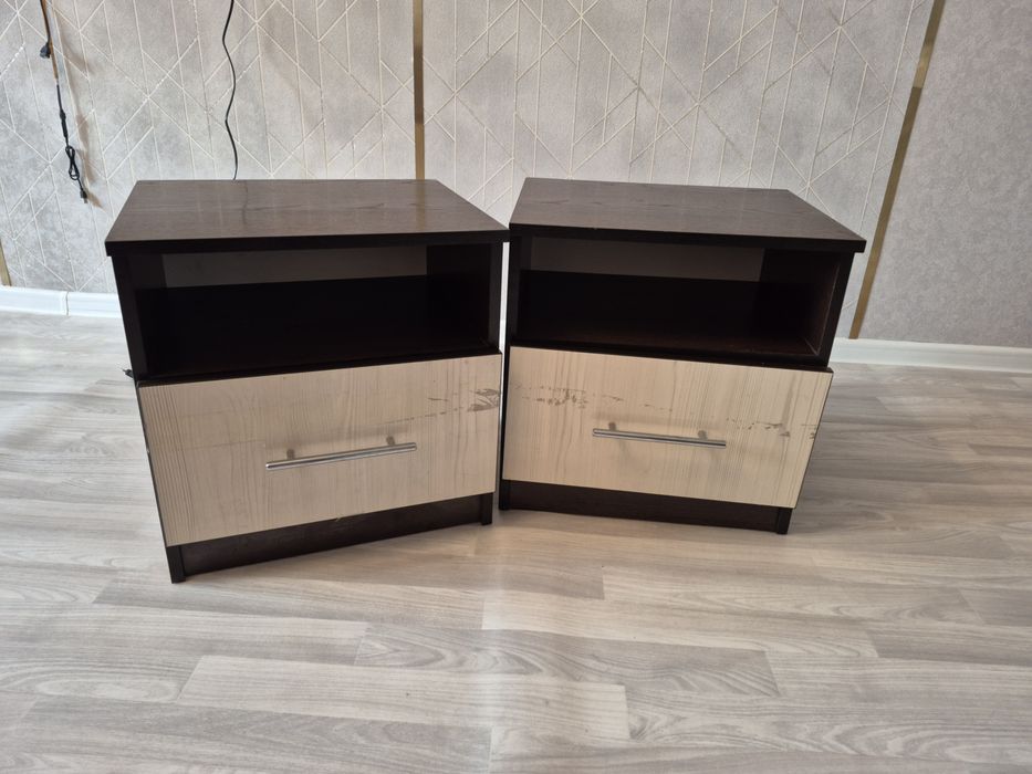 комод с зеркалом и 2 (две) тумбы