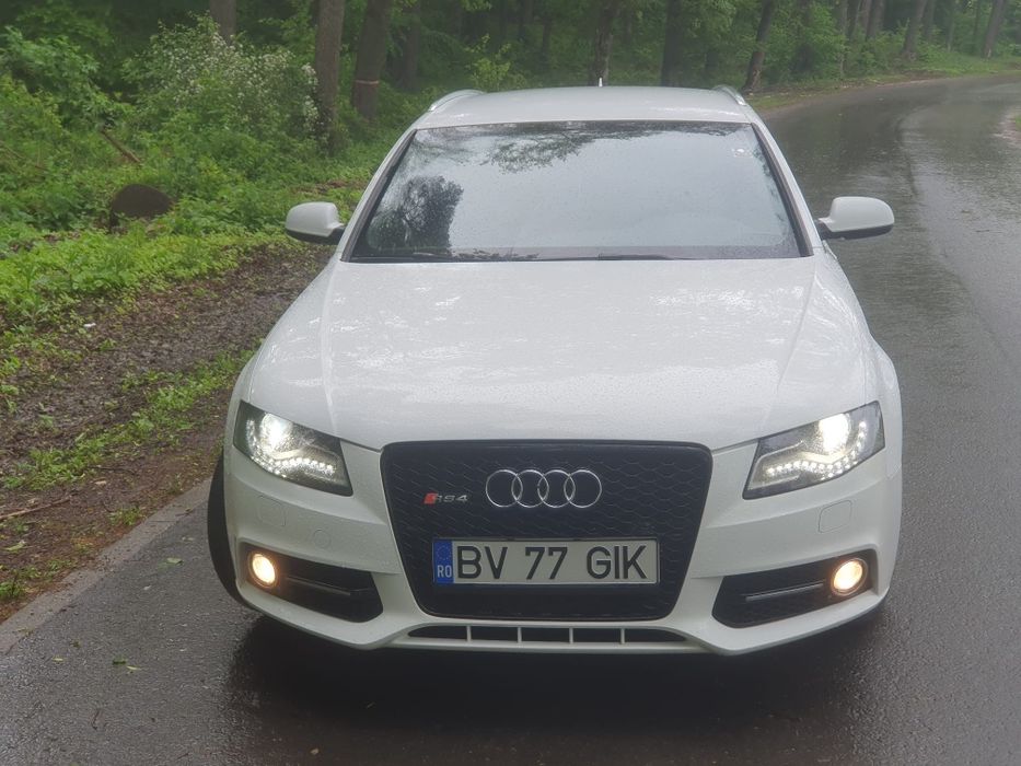 Audi a4 b8  2.0 tdi 2010