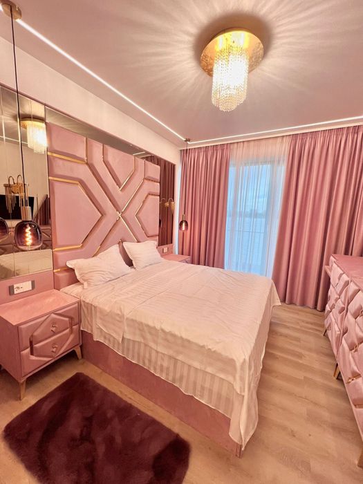 Inchiriez apartament 4 camere Lux complex Lake One