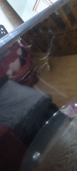 Tv spart pentru piese fără telecomandă