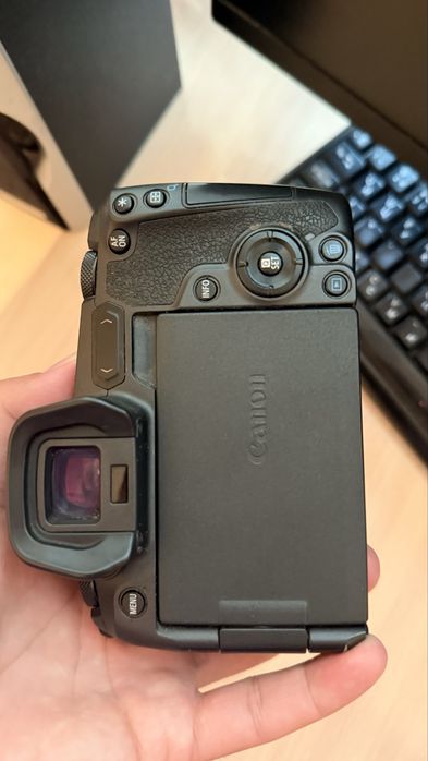 Canon R сос өте жақсы  35 мм rf