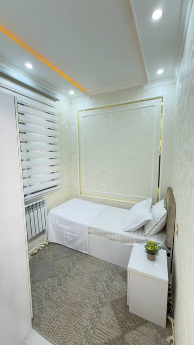 Продаётся квартира Чиланзар 2 квартал 2в3/4/4 зеркалка