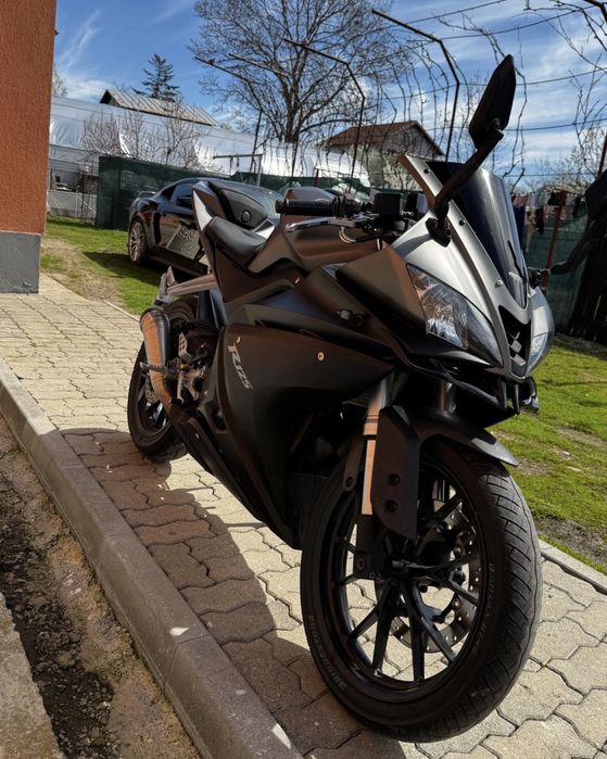Yamaha  yzf  R125 2015