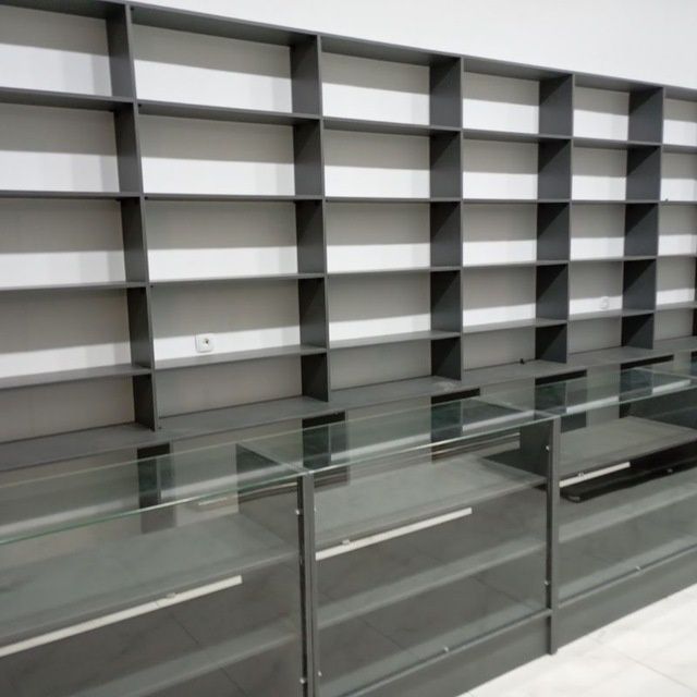 Doʻkon larga poʻlka stelajlar