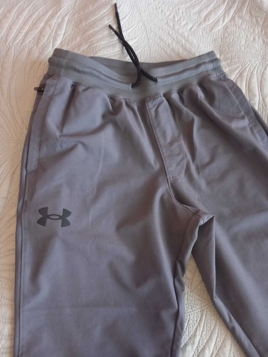 2 бр юношески спортни долници Under Armour