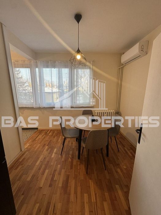 Дава се под наем Тристаен апартамент в София, Иван Вазов - 70 кв.м за 750 € - Снимка #2