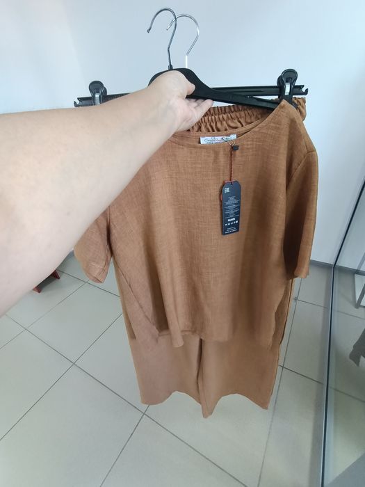 Срочно продам костюм 2ку за 12000тг